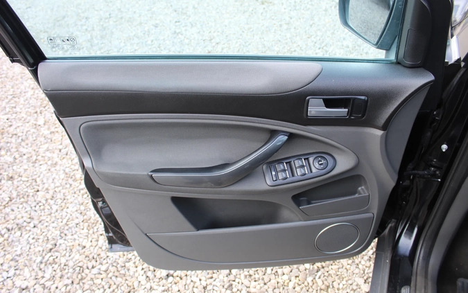 Ford Kuga cena 38900 przebieg: 219653, rok produkcji 2010 z Gliwice małe 326